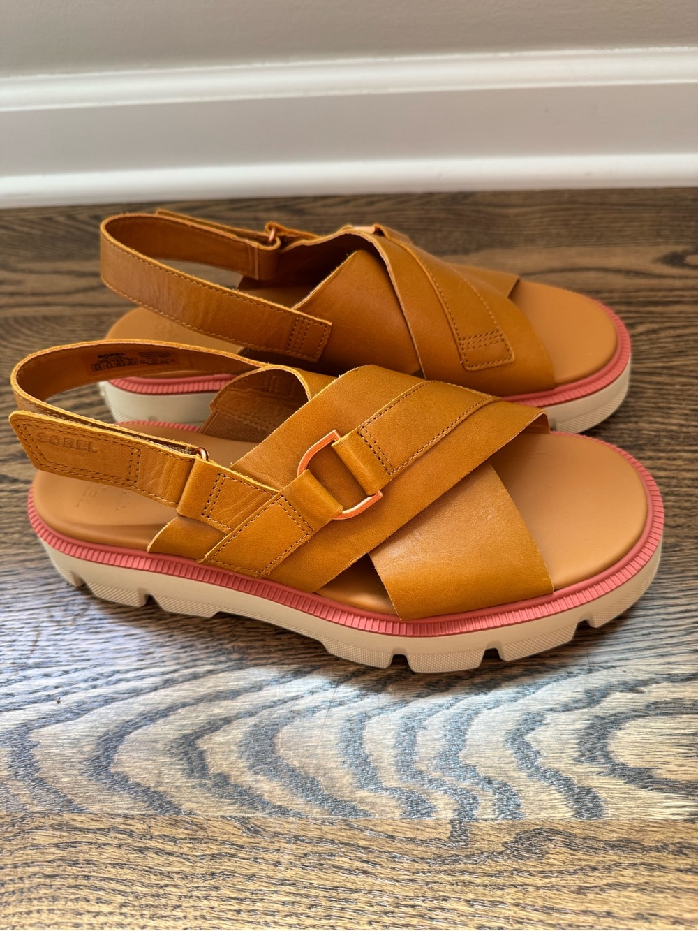 NWT Sorel Rein Crisscross Sandals